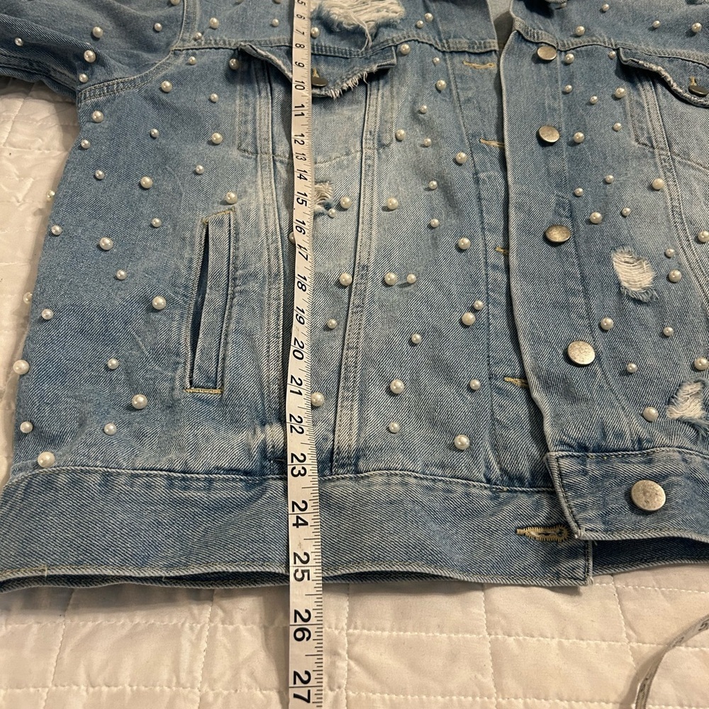 Free People Sunday Funday Pearl Studded Denim Jacket Womens Size M Distressed - Picture 7 of 11